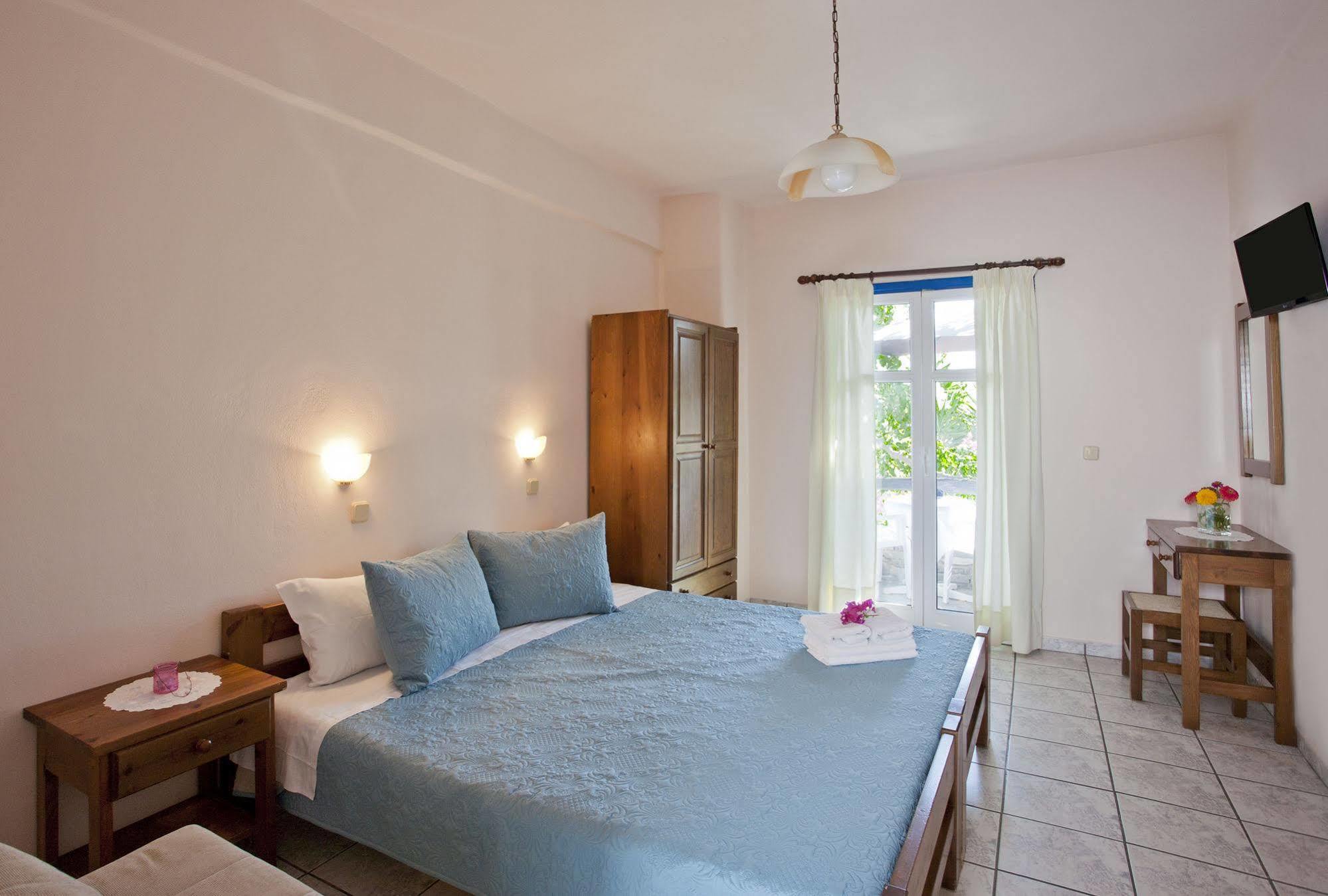 Stefano Apartments Науса Экстерьер фото